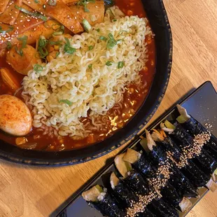 Grandma Tteokbokki with Garae Tteok and Mayak Gimbap