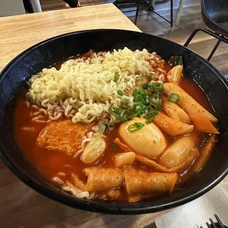 Grandma () Tteokbokki