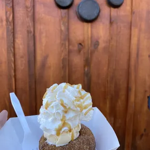 Apple cider donut sundae