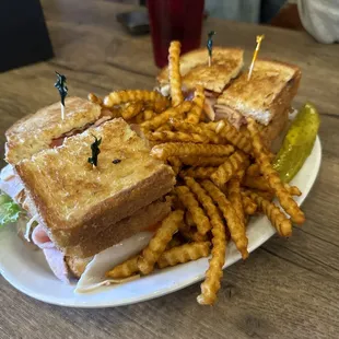 Monster Club with fries instead of chips