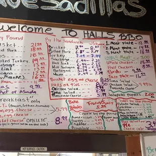 Great BBQ inside this liquor store !!!