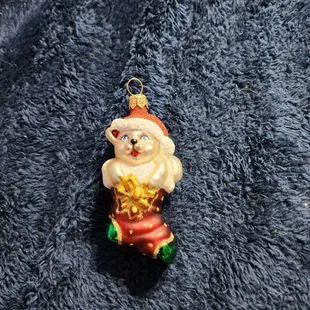 If you are keeping up, this is the 3rd kitty ornament.