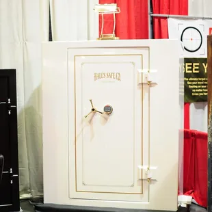 Ivory/Gold Safe 3 spoke handle Digital Lock.