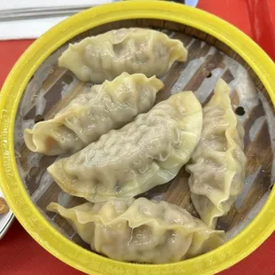 Spicy pork dumplings