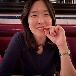 Shirley S.
