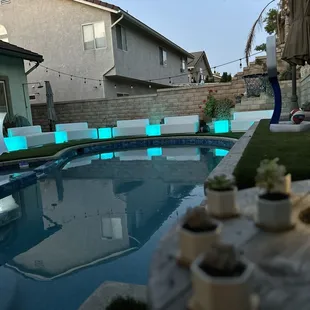 All the equipment is clean and great condition. Amazing customer service.