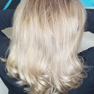 Always beautiful blondes. 2 sessions and 4 hrs each.
