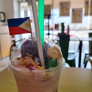 Halo Halo