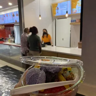 Awesome customer service plus delicious desserts.