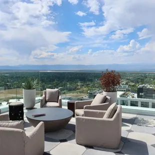 Halo Rooftop Bar is the new hotspot in town and it's safe to say, we will be regulars here.