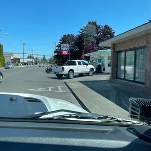 a view of a parking lot