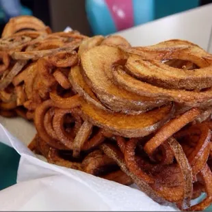 Curly fries