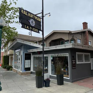 the front of hal's hair farm