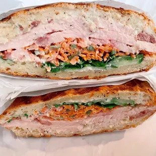Dropped a bahn on me sandwich. Really yummy! I ate 1/2 and left the other 1/2 for my hubby.