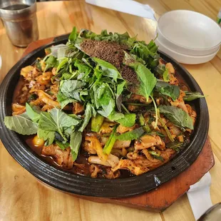 Spicy intestine and tripe