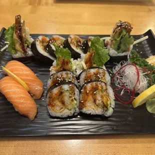 Spider Roll (5 pieces) Salmon Tiger Roll (5 pieces)