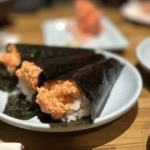 Spicy tuna hand roll
