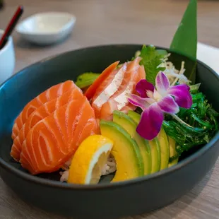 Salom Sashimi Bowl