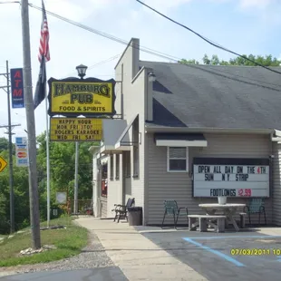 The Hamburg Pub