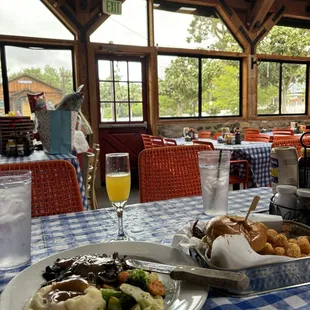 oysters and mussels, outside