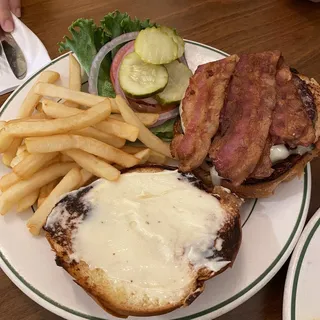 Mushroom Bacon Cheeseburger