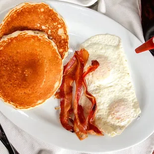 Breakfast served all day