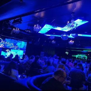 DRAG YOUR sASS TO BRUNCH!