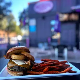 Delicious burger with big juicy 8oz beef patty!