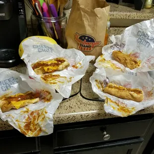 1st visit to Hamburger Stand, there was no line nor wait and this is what we received.