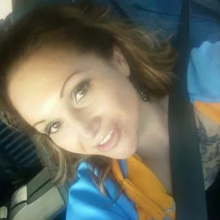 Julie V.
