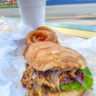 Jumbo Bacon Cheeseburger w/beer battered onion rings