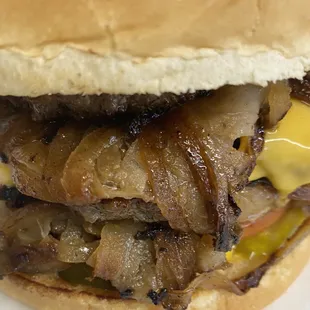 Cheese Humburger (mustard pickle and grilled onions)