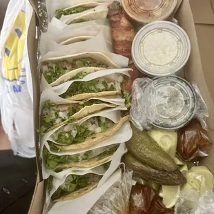 The Classic Taco Box