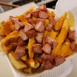 SALCHI PAPAS!
