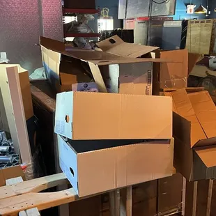 A complete mess and waste of food dining space.