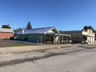 Goldie's Farmhouse