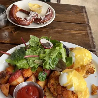 Poached Eggs with Hollandaise