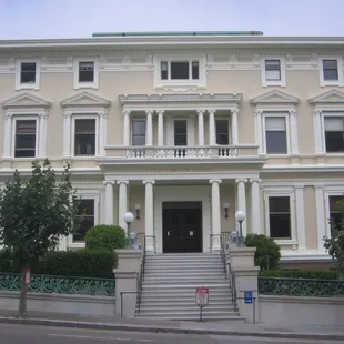 Hamlin Mansion on Broadway and Webster, San Francsco, CA