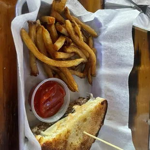 Patty melt with fries