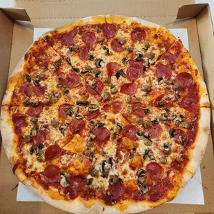 Pepperoni, sausage and mushroom