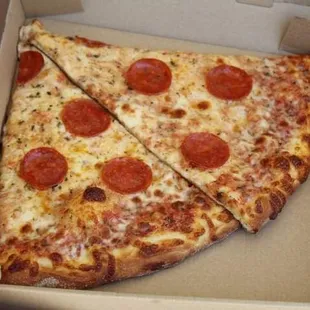 Pepperoni pizza