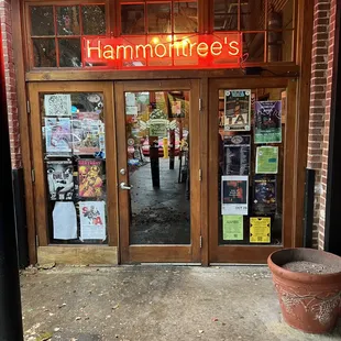 the entrance to the restaurant
