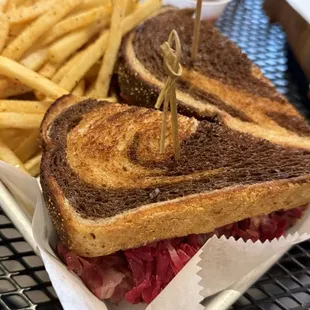 Reuben &amp; Fries