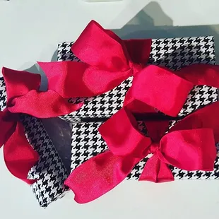 Complimentary gift wrapping