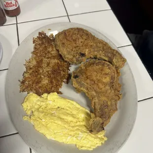 chicken wings and fried chicken, food