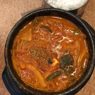 83. Kimchi Jjigae