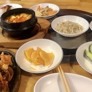 Sauteed Seafood Combination with Vegetables