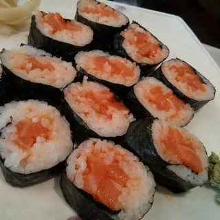 Spicy Salmon Roll