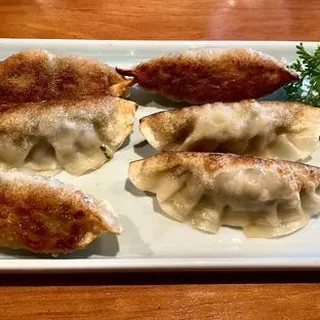 A4. Chicken and Vegetable Dumpling