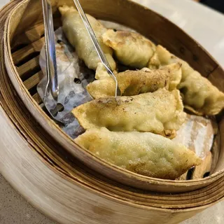 A9. Pan-Fried Chicken and Vegetable Dumpling